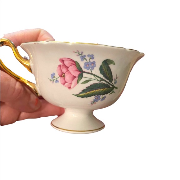 Vintage SHELLEY Tea cup and saucer Pink floral Bone China England flowe… - Picture 8 of 15